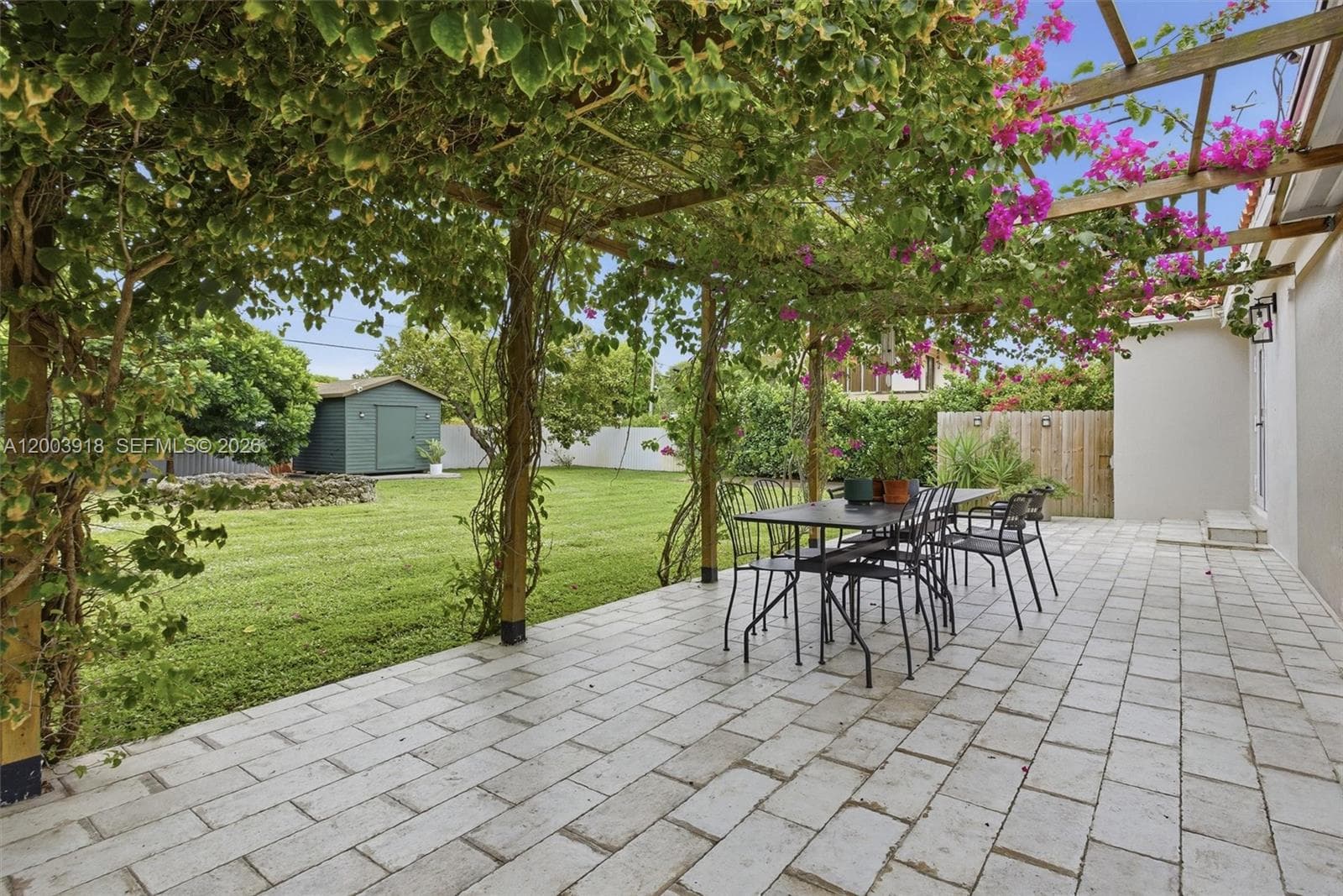 565 South Dr, Miami Springs FL 33166 — 42