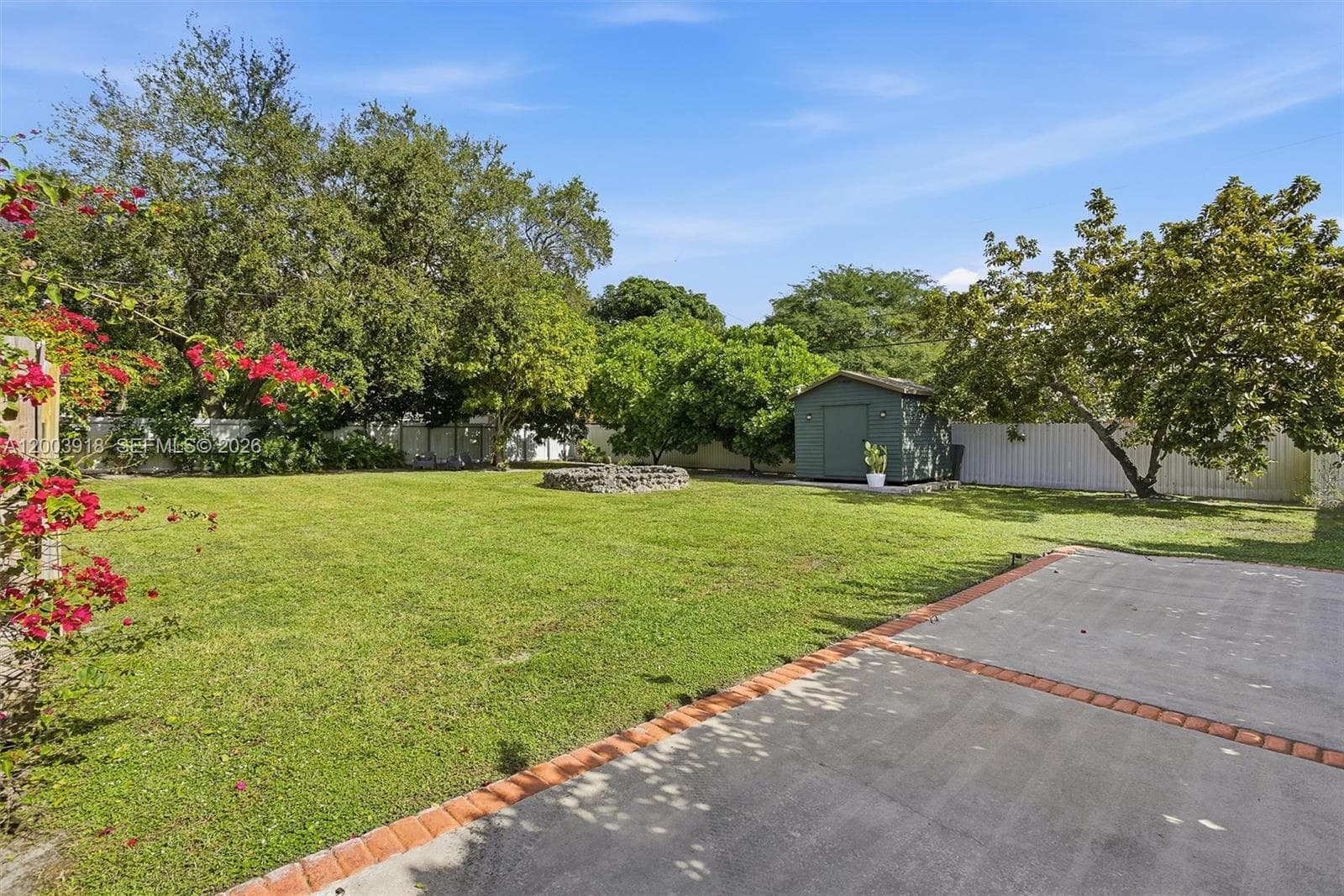 565 South Dr, Miami Springs FL 33166 — 46