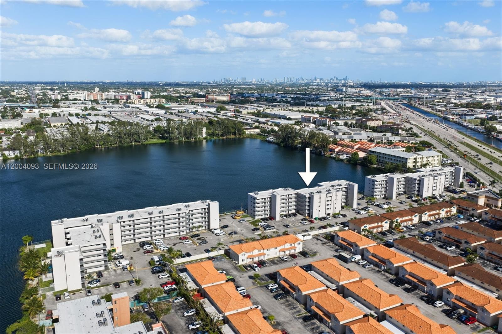 9915 W Okeechobee Rd # 403, Hialeah Gardens FL 33016 — 42