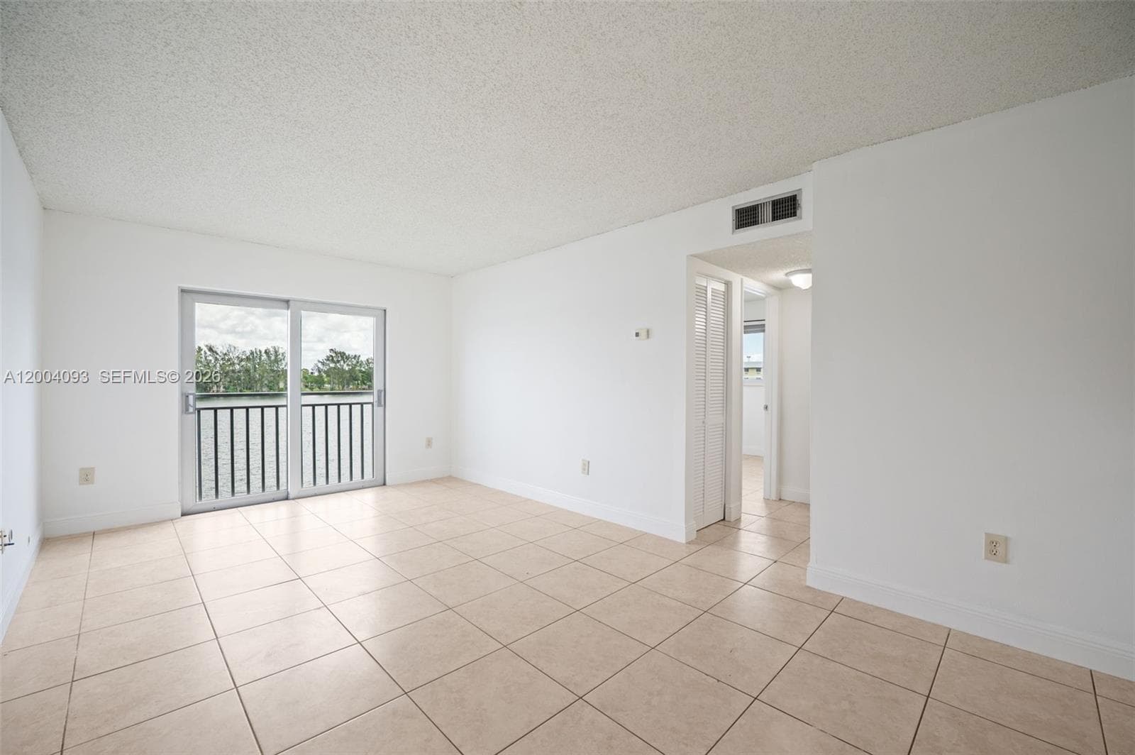 9915 W Okeechobee Rd # 403, Hialeah Gardens FL 33016 — 13