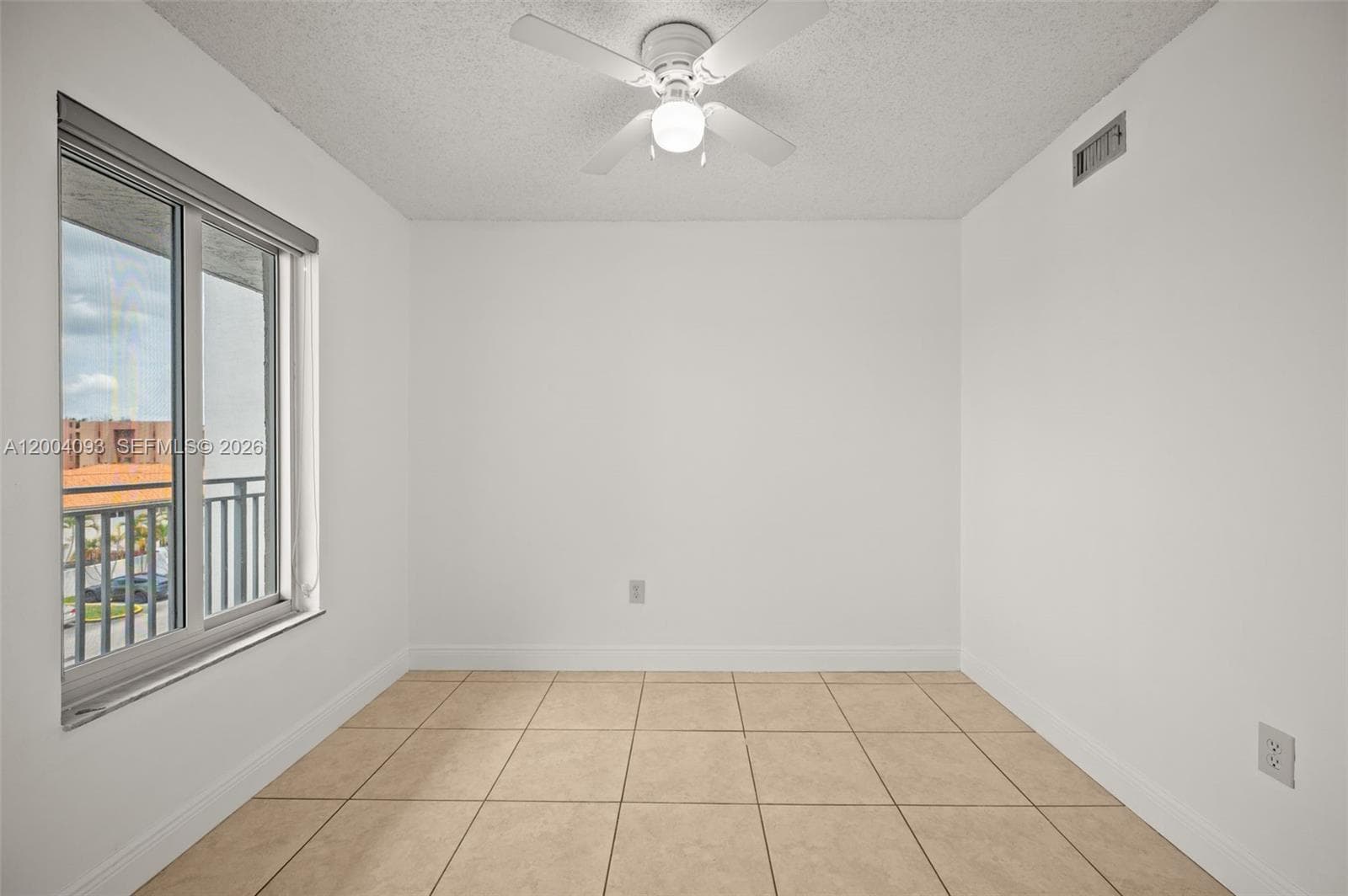 9915 W Okeechobee Rd # 403, Hialeah Gardens FL 33016 — 12