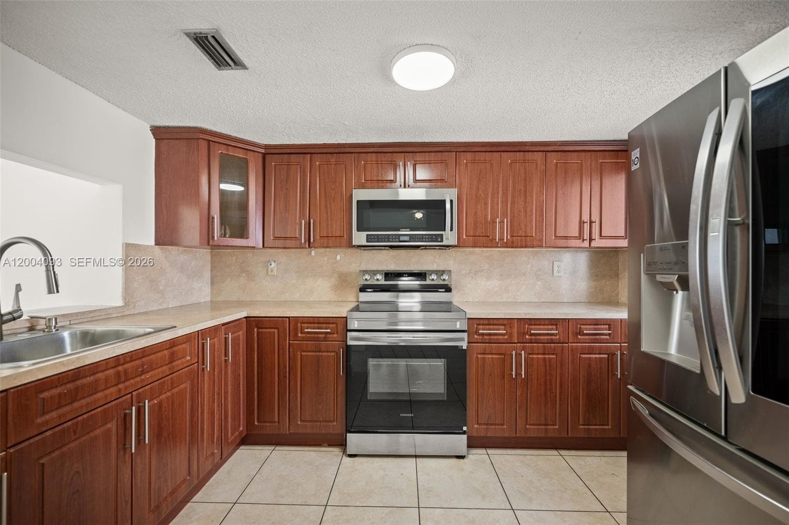 9915 W Okeechobee Rd # 403, Hialeah Gardens FL 33016 — 7