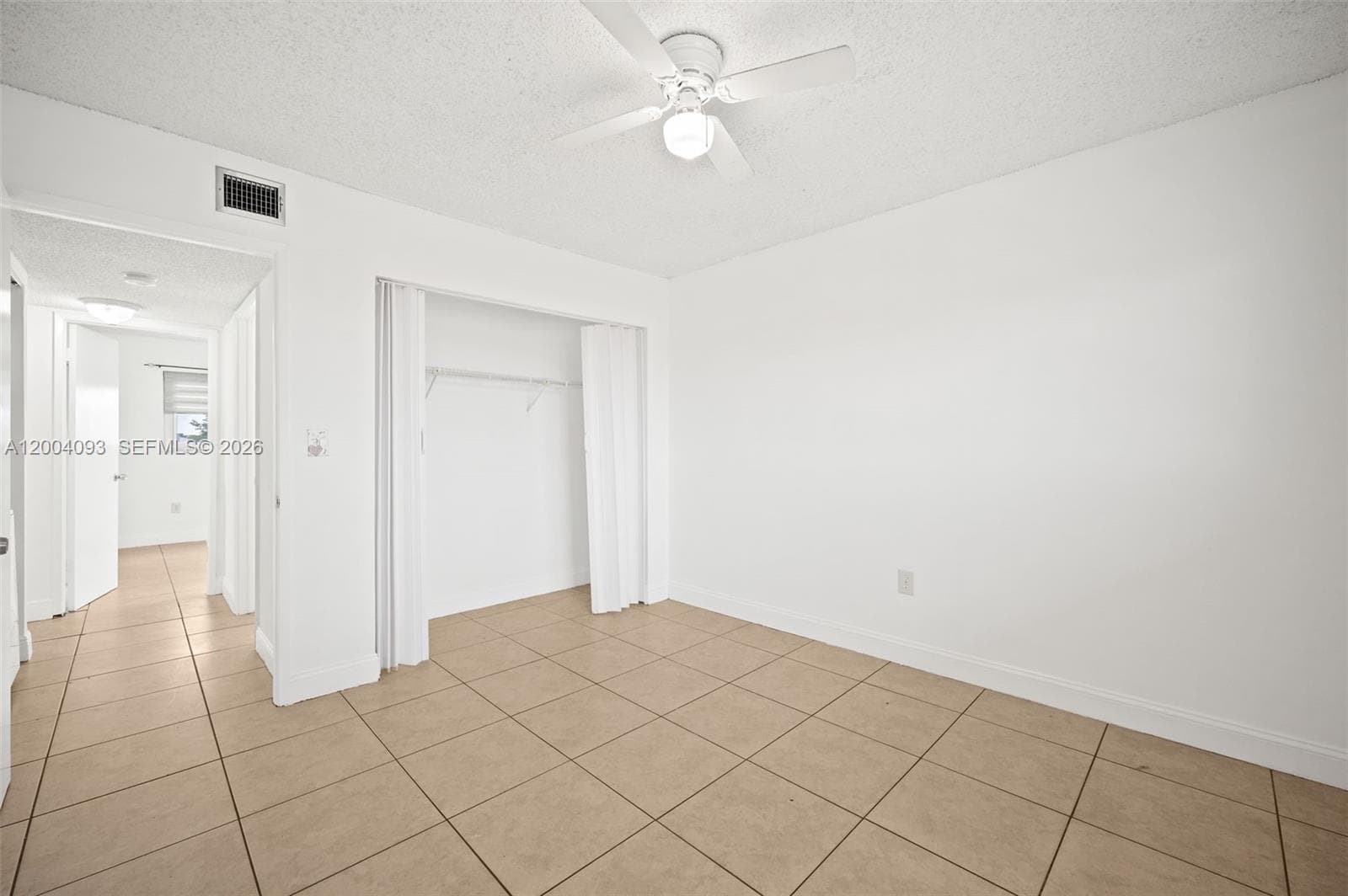 9915 W Okeechobee Rd # 403, Hialeah Gardens FL 33016 — 34
