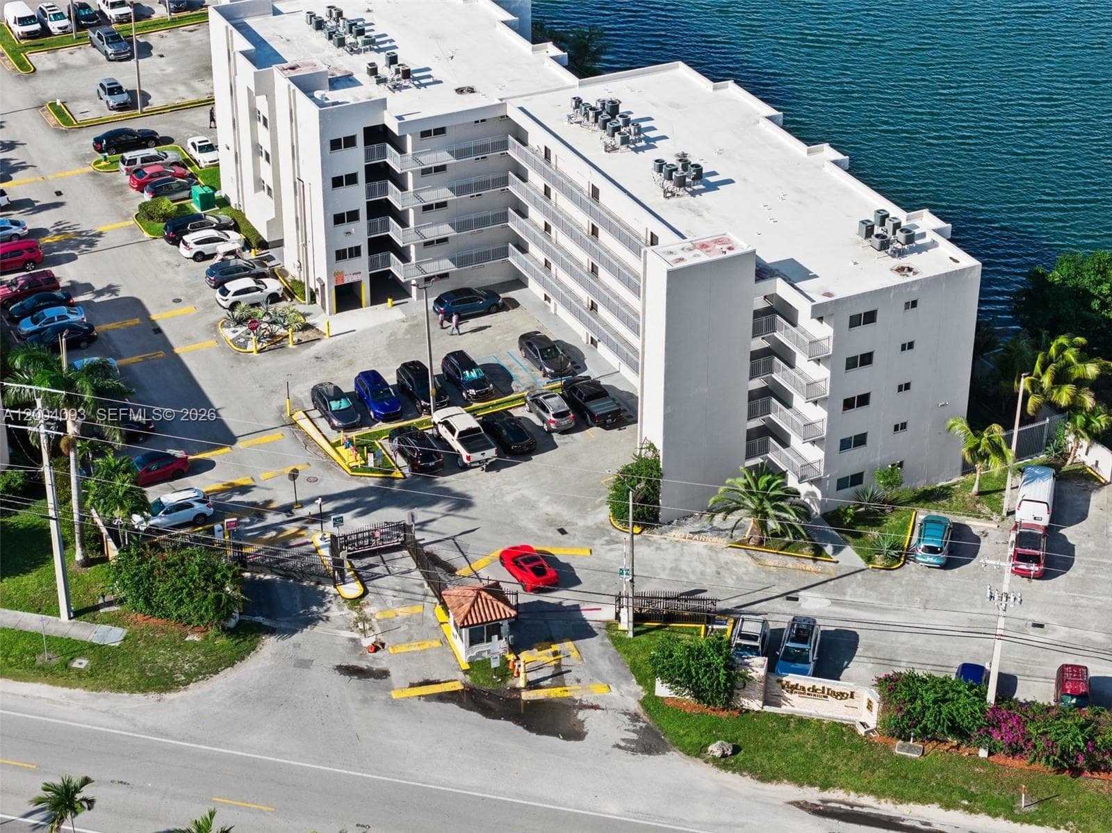 9915 W Okeechobee Rd # 403, Hialeah Gardens FL 33016 — 45