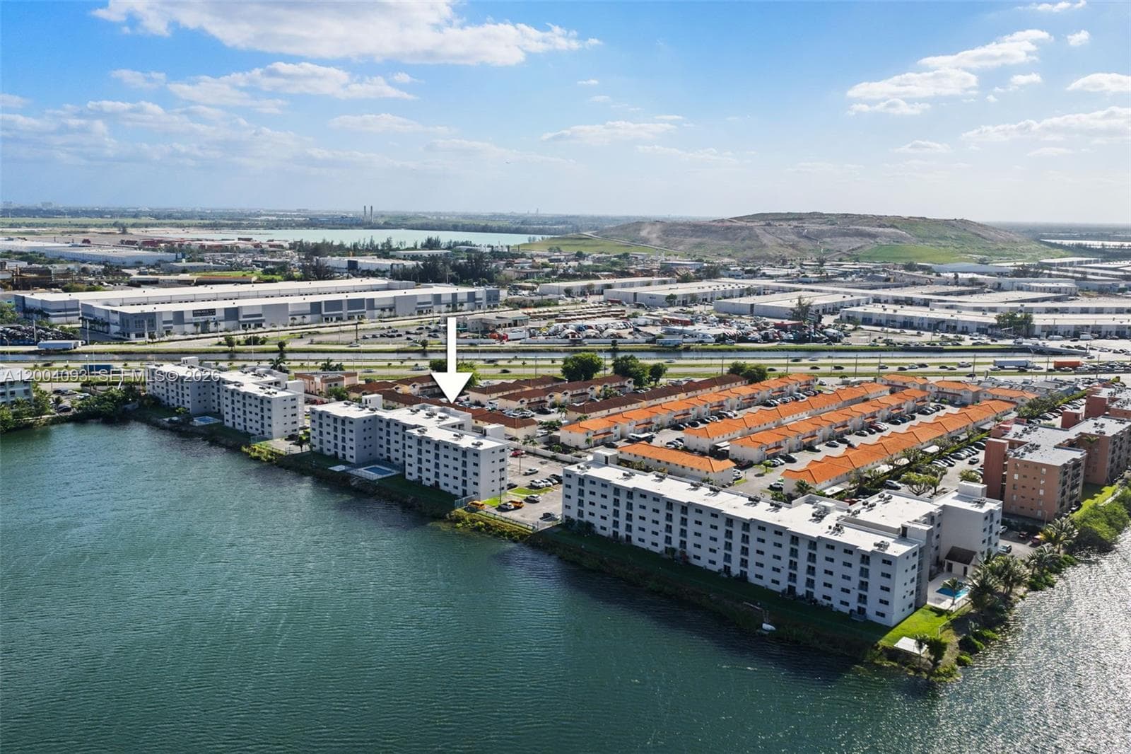 9915 W Okeechobee Rd # 403, Hialeah Gardens FL 33016 — 40
