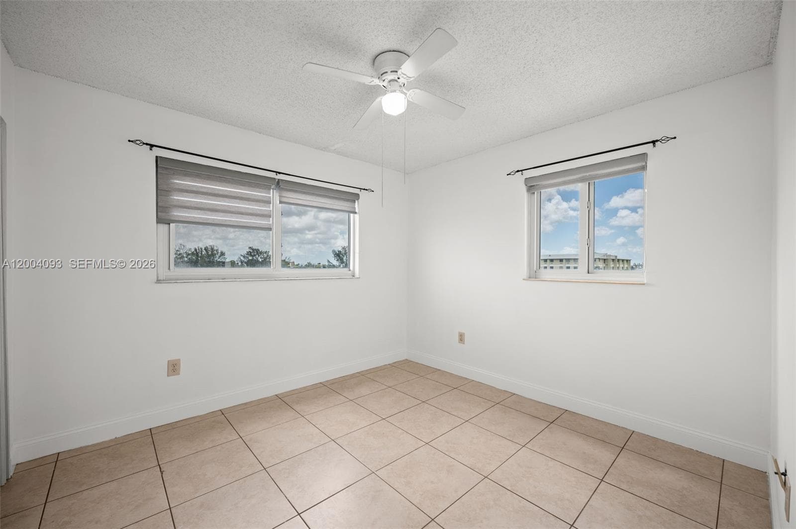 9915 W Okeechobee Rd # 403, Hialeah Gardens FL 33016 — 29