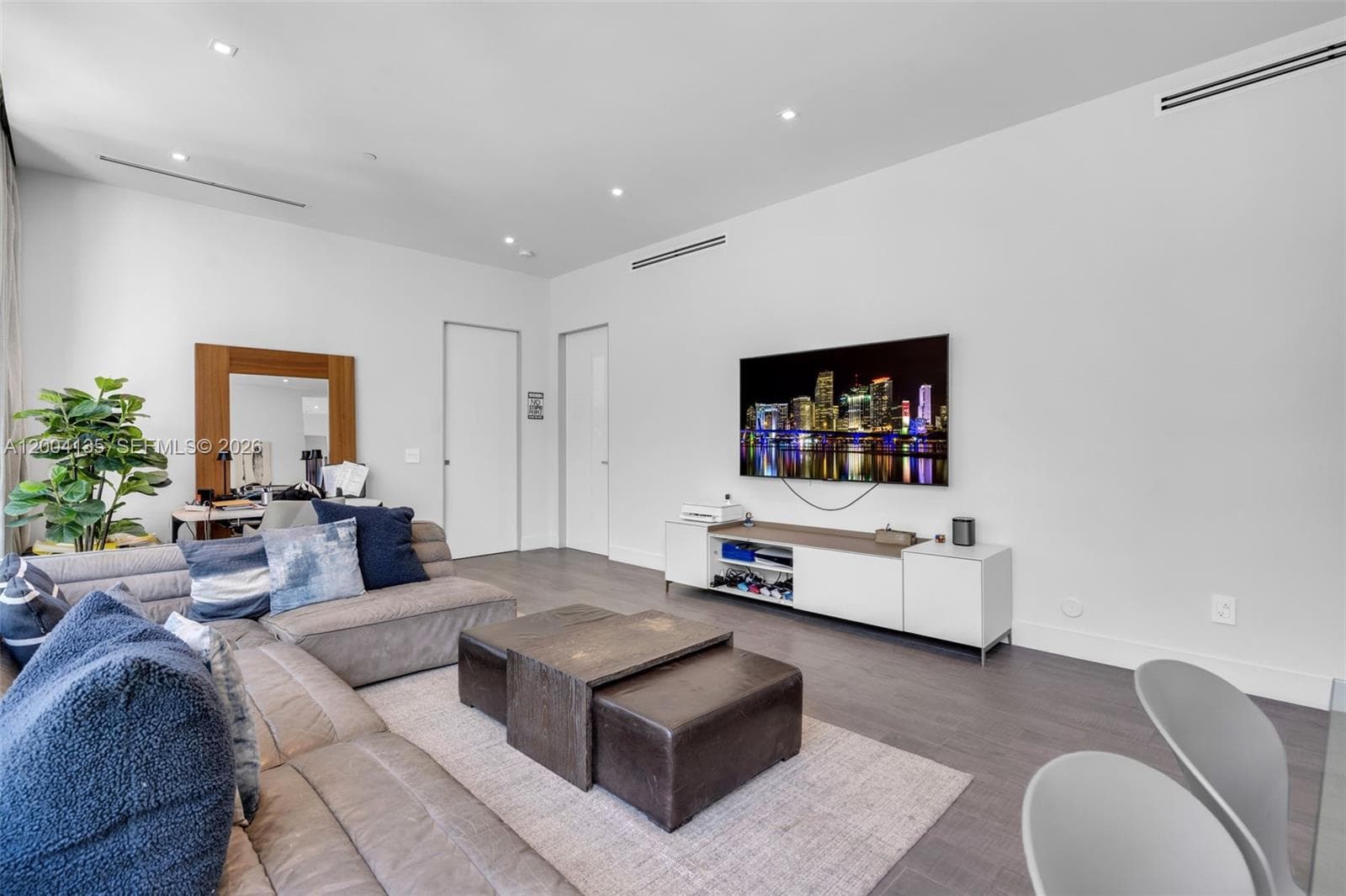 110 Reef Ln, Key Biscayne FL 33149 — 33