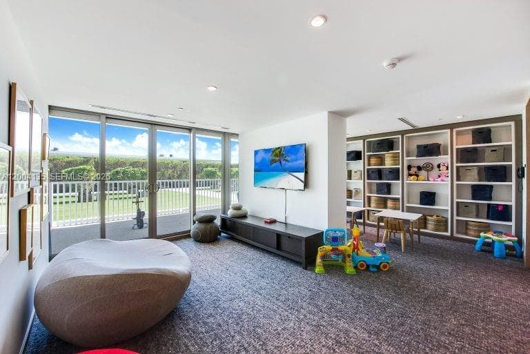 110 Reef Ln, Key Biscayne FL 33149 — 78