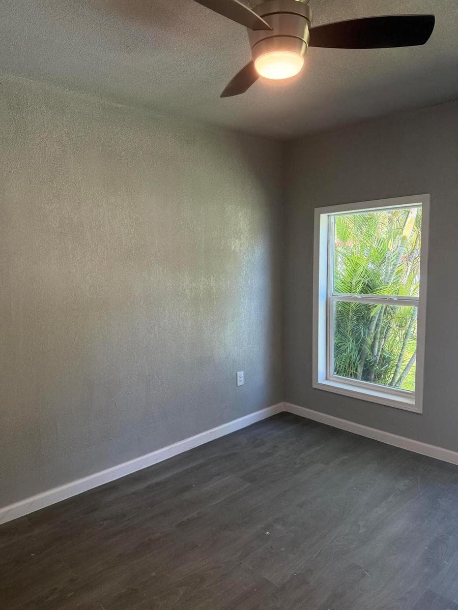 1246 Fisherman Street, Opa-Locka FL 33054 — 20