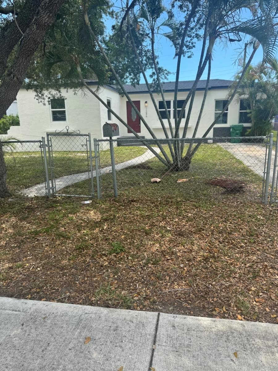 1246 Fisherman Street, Opa-Locka FL 33054 — 4