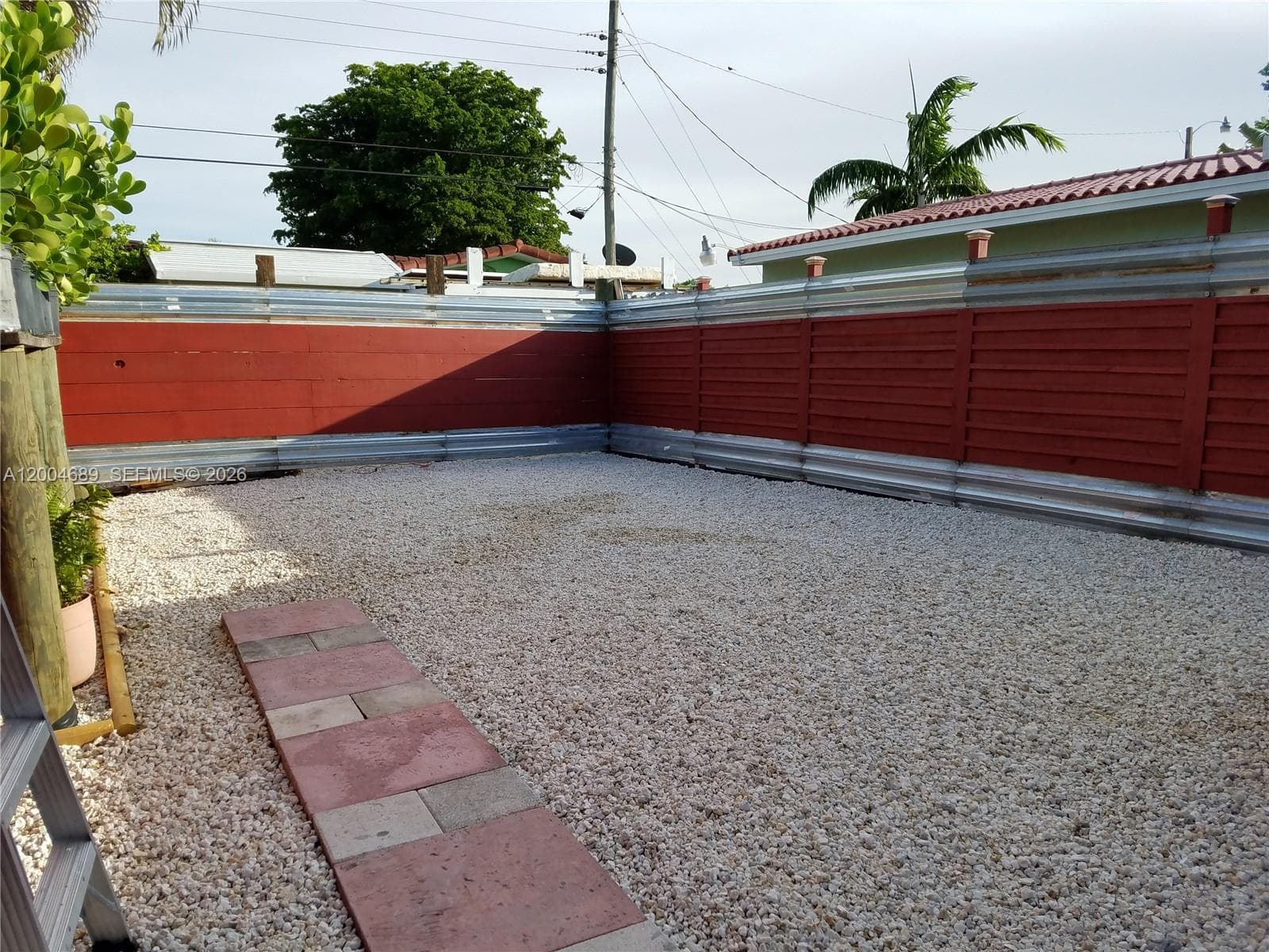 Twin Lakes Manor Sub, South Miami, FL — 13
