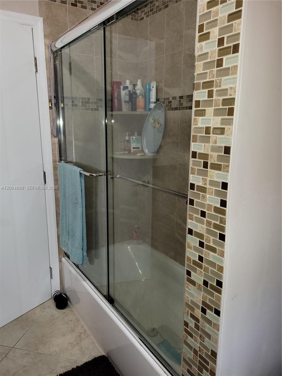 Twin Lakes Manor Sub, South Miami, FL — 30