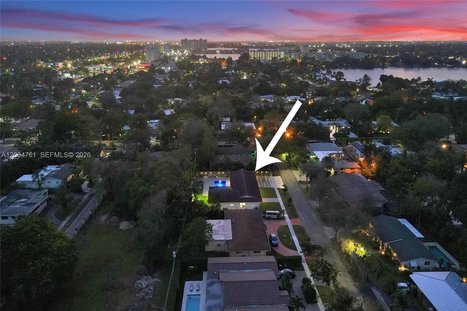 2126 NE 187th St, North Miami Beach FL 33179 — 80