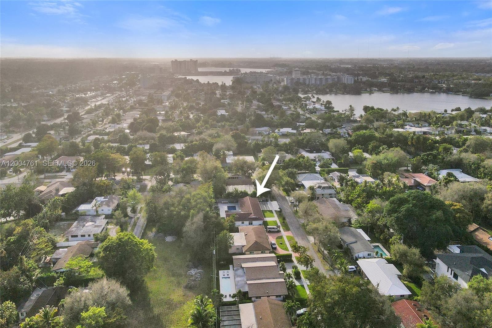 2126 NE 187th St, North Miami Beach FL 33179 — 20