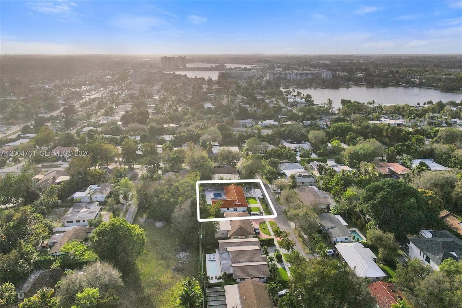 2126 NE 187th St, North Miami Beach FL 33179 — 18