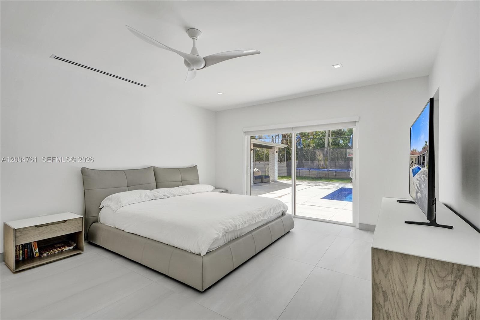 2126 NE 187th St, North Miami Beach FL 33179 — 50