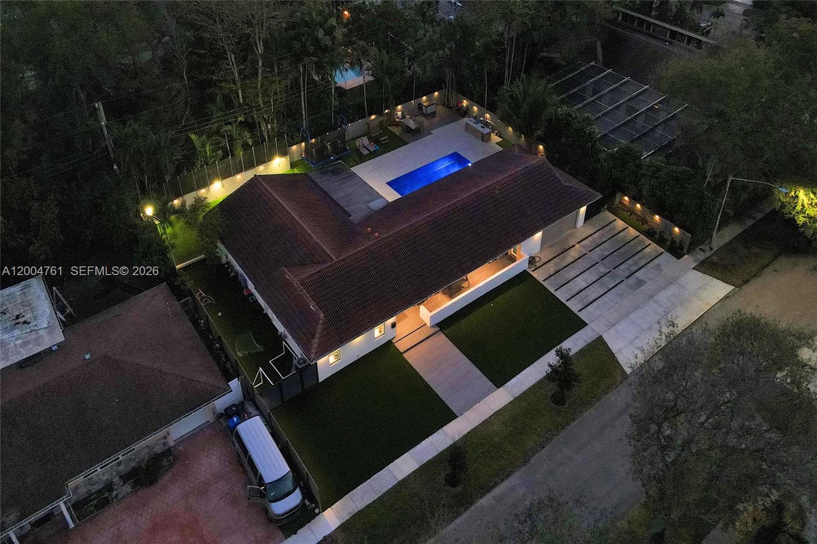 2126 NE 187th St, North Miami Beach FL 33179 — 11