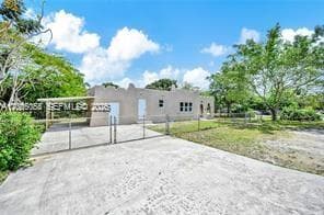 1301 Sharar Ave, Opa-Locka FL 33054 — 28