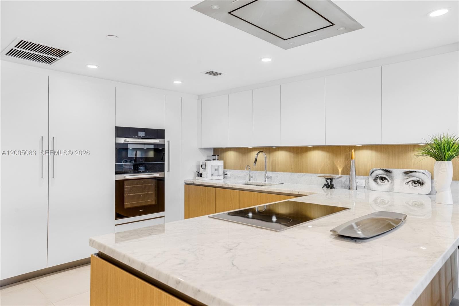 1135 103rd St # 504, Bay Harbor Islands FL 33154 — 14