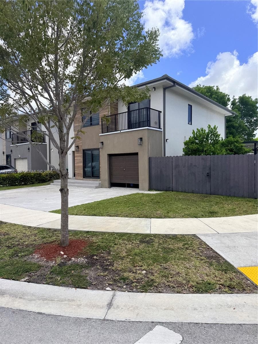 102 NW 10th Pl, Florida City FL 33034 — 2