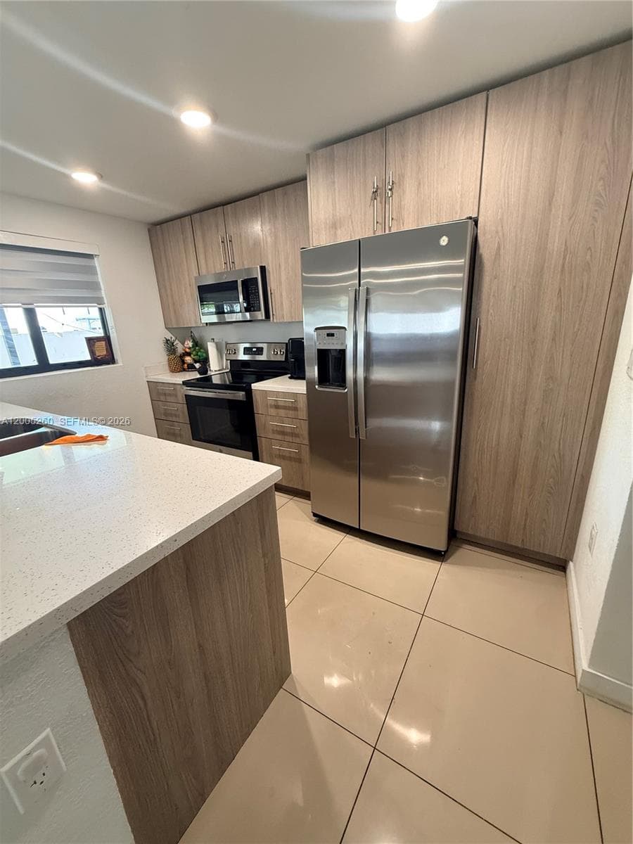 102 NW 10th Pl, Florida City FL 33034 — 13