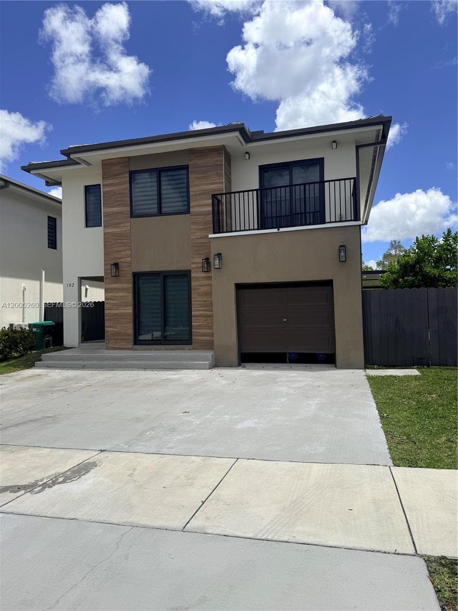 102 NW 10th Pl, Florida City FL 33034 — 1