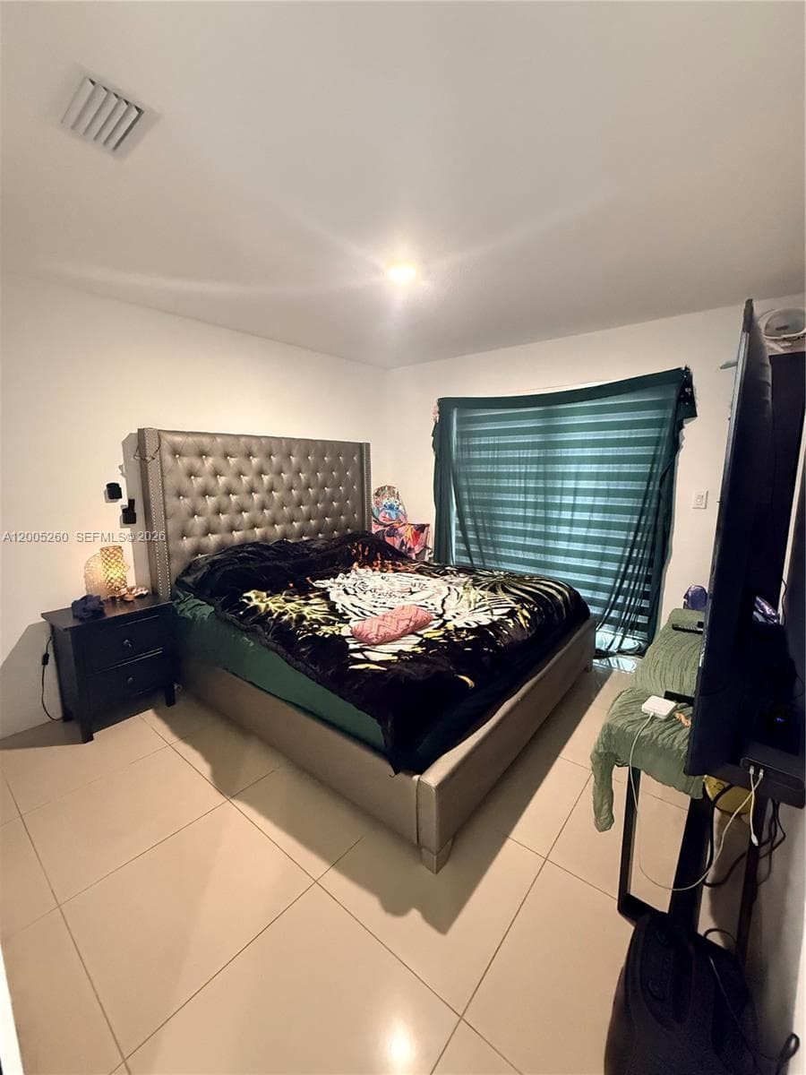 102 NW 10th Pl, Florida City FL 33034 — 20