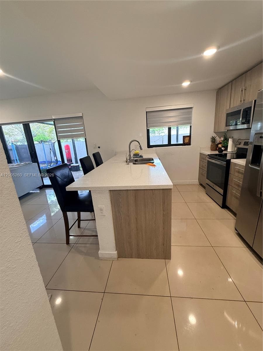 102 NW 10th Pl, Florida City FL 33034 — 11