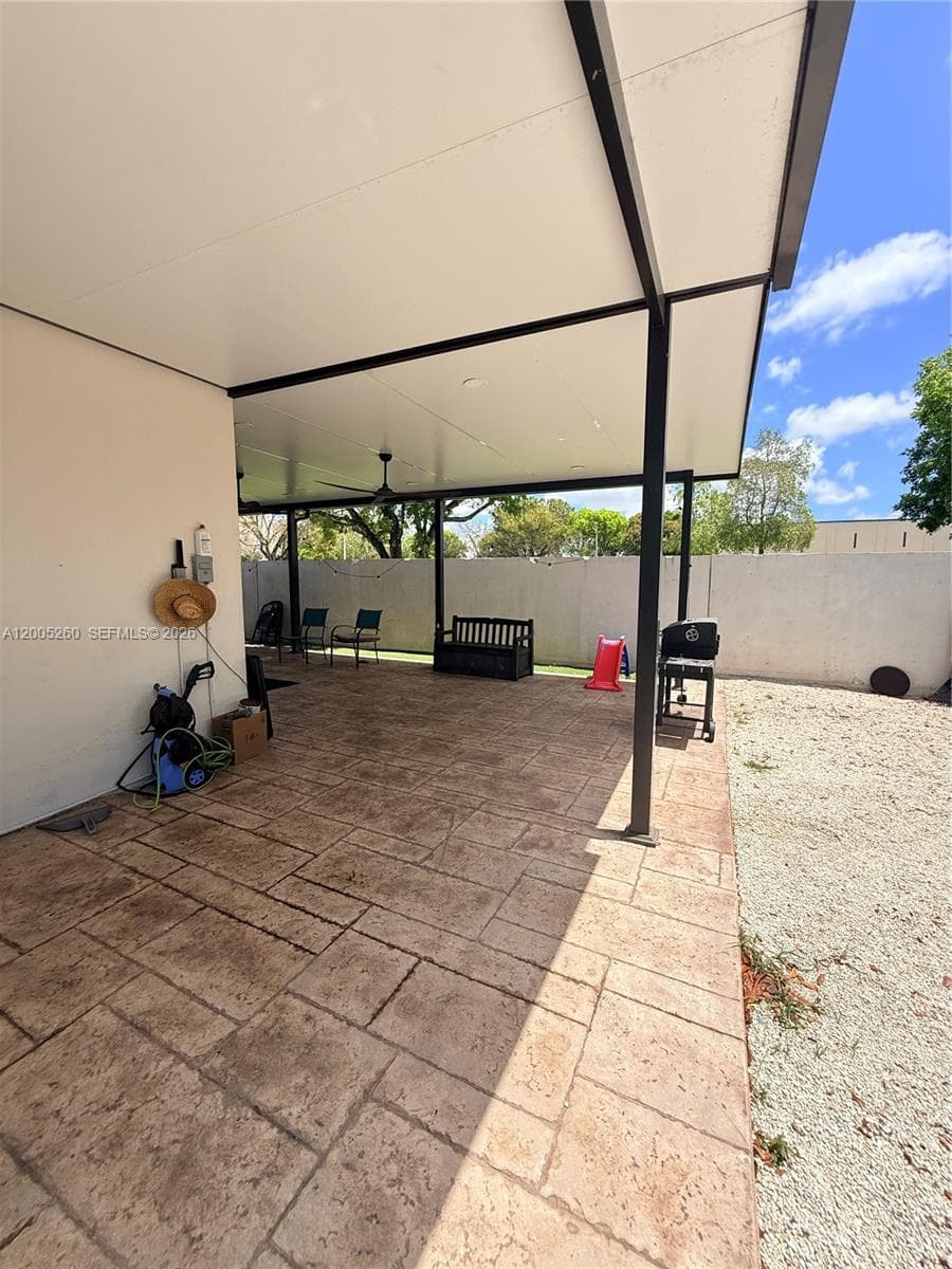 102 NW 10th Pl, Florida City FL 33034 — 40