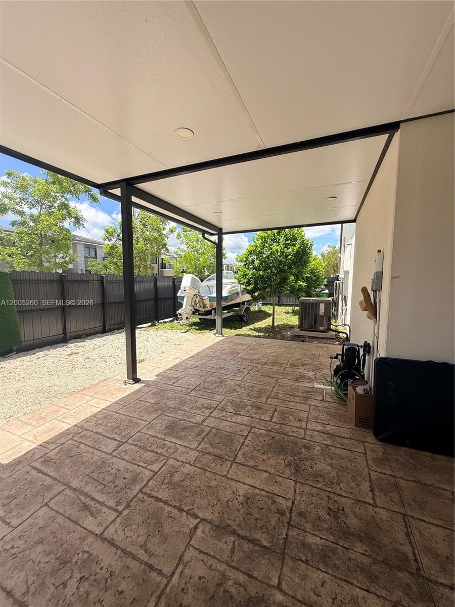 102 NW 10th Pl, Florida City FL 33034 — 39