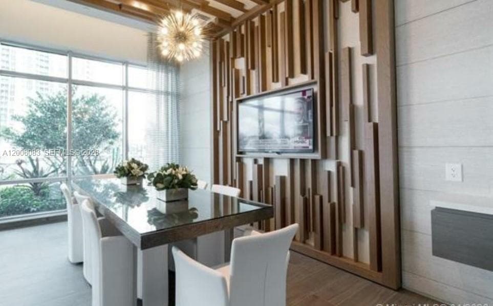 17111 Biscayne Blvd # 909, North Miami Beach FL 33160 — 76