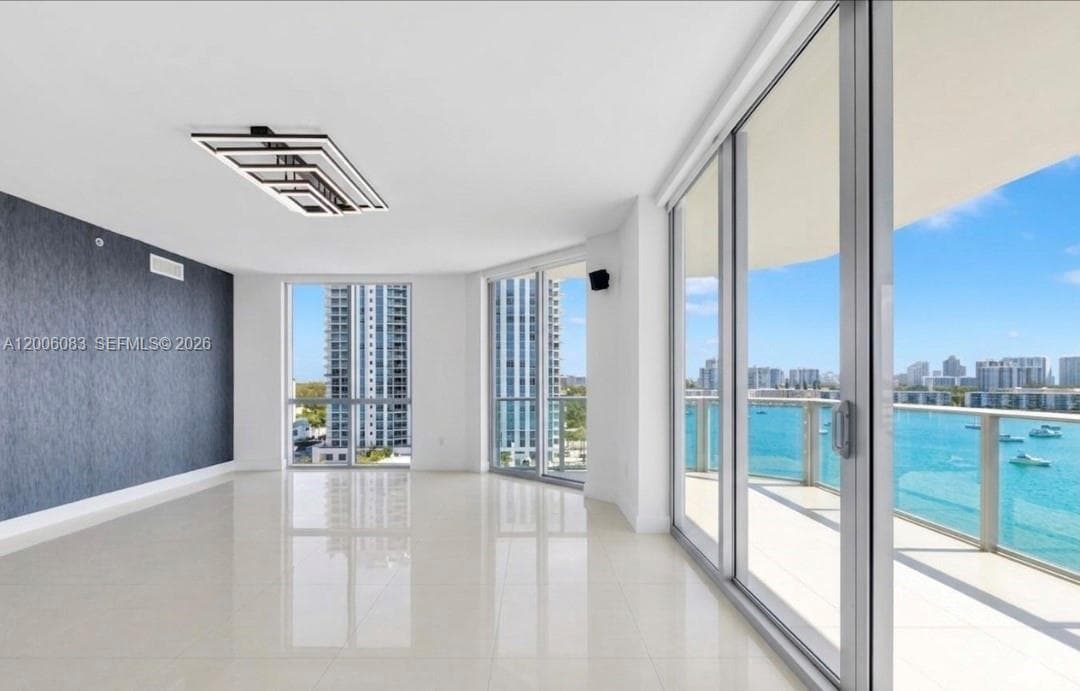 17111 Biscayne Blvd # 909, North Miami Beach FL 33160 — 30