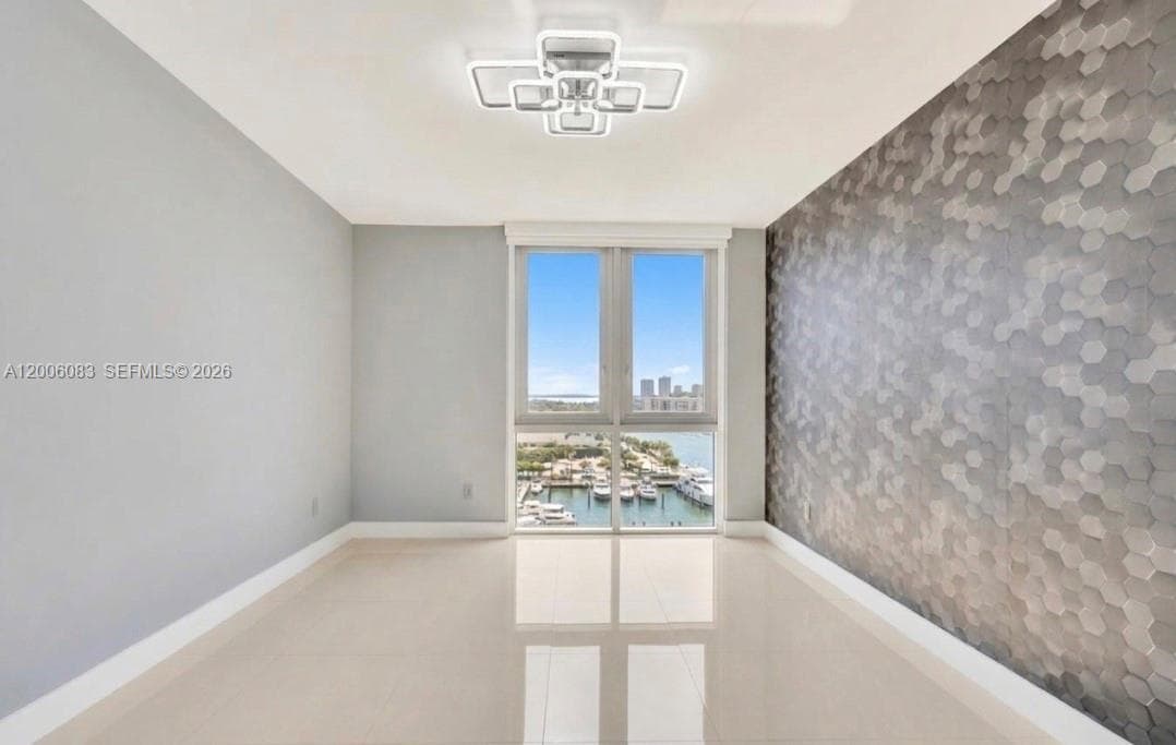 17111 Biscayne Blvd # 909, North Miami Beach FL 33160 — 44