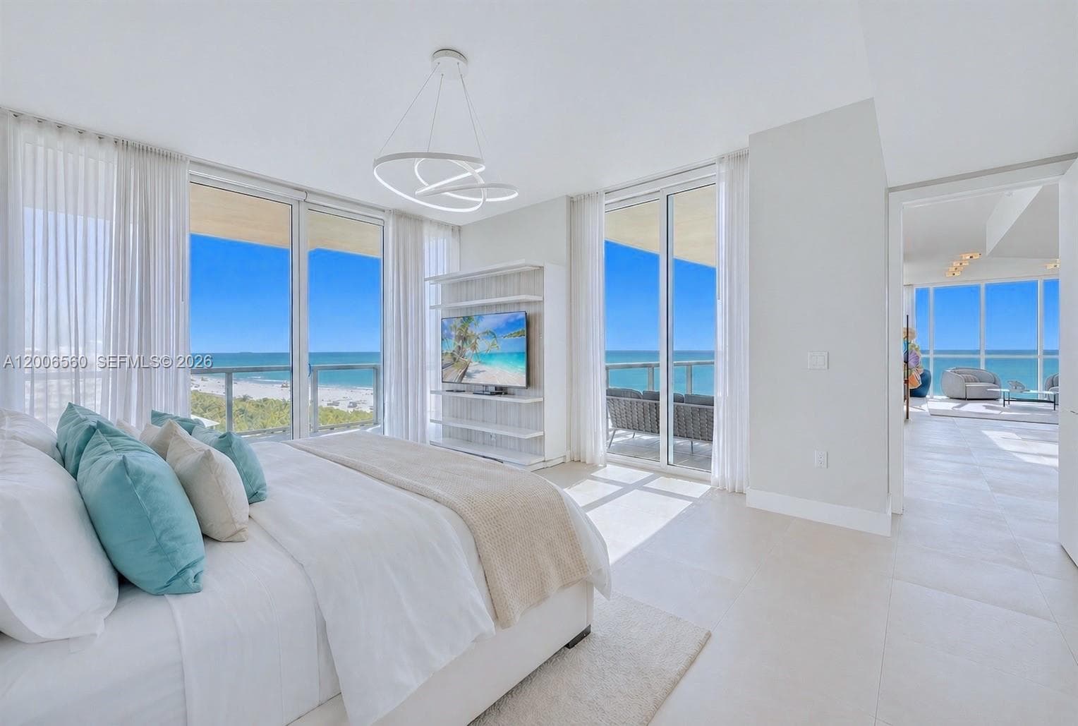 50 S Pointe Dr, Miami Beach FL 33139 — 30