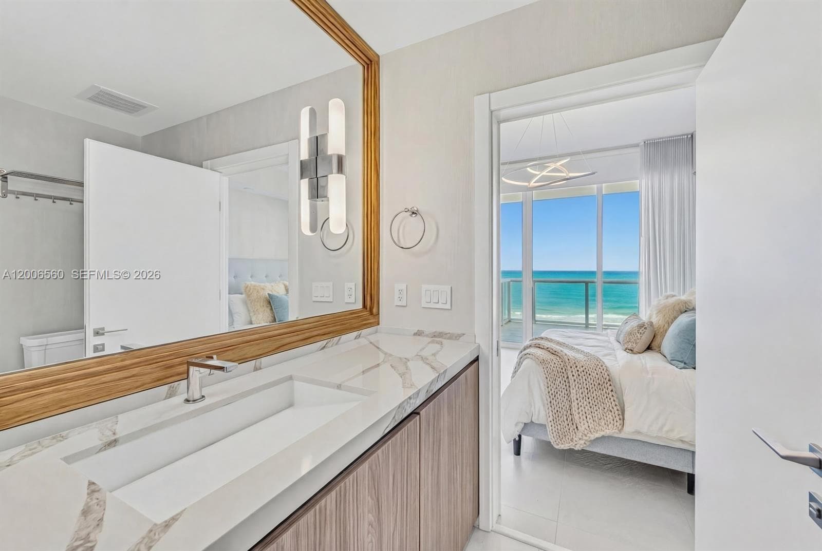 50 S Pointe Dr, Miami Beach FL 33139 — 31