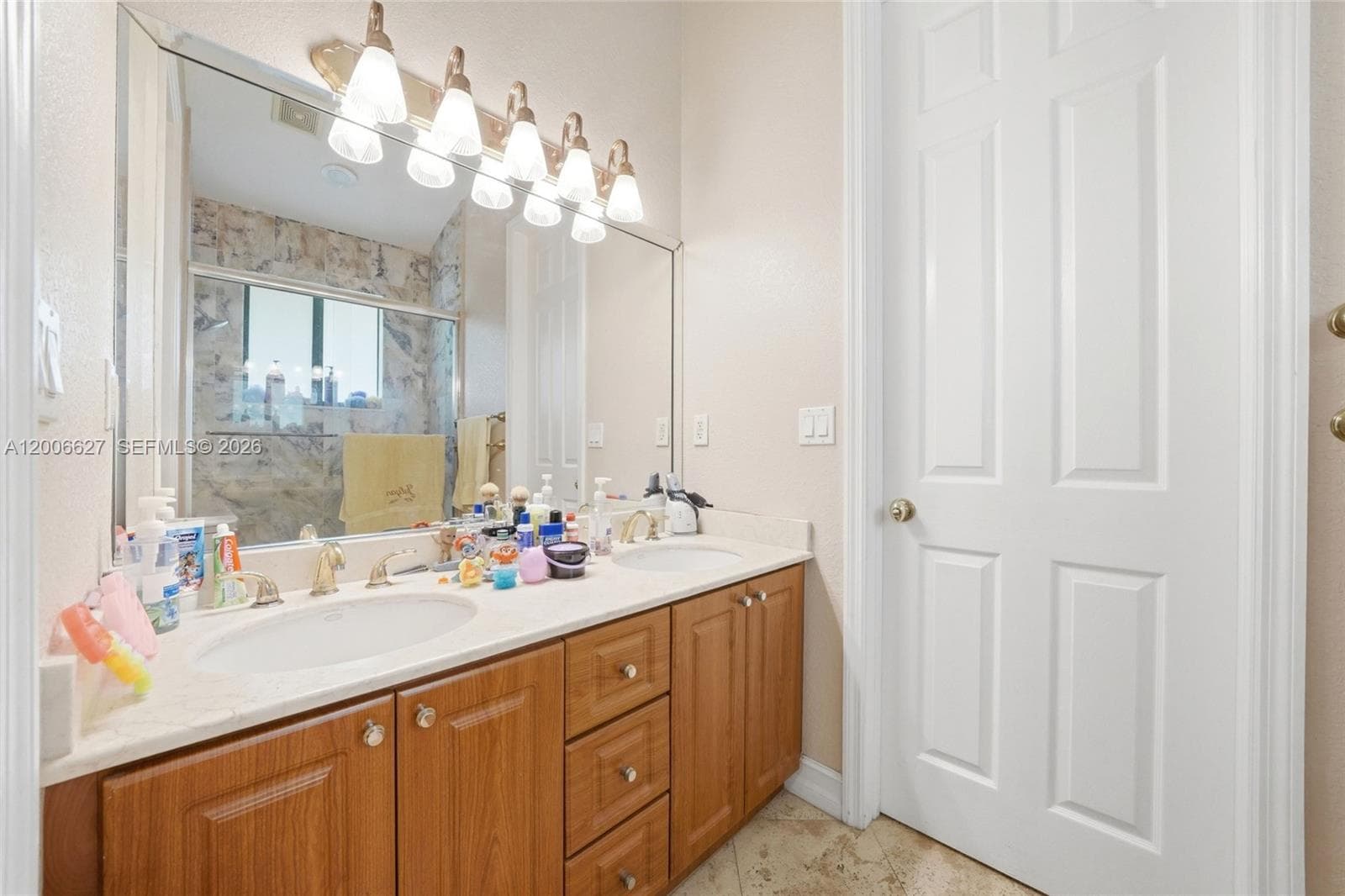 9898 NW 133rd St, Hialeah Gardens FL 33018 — 57