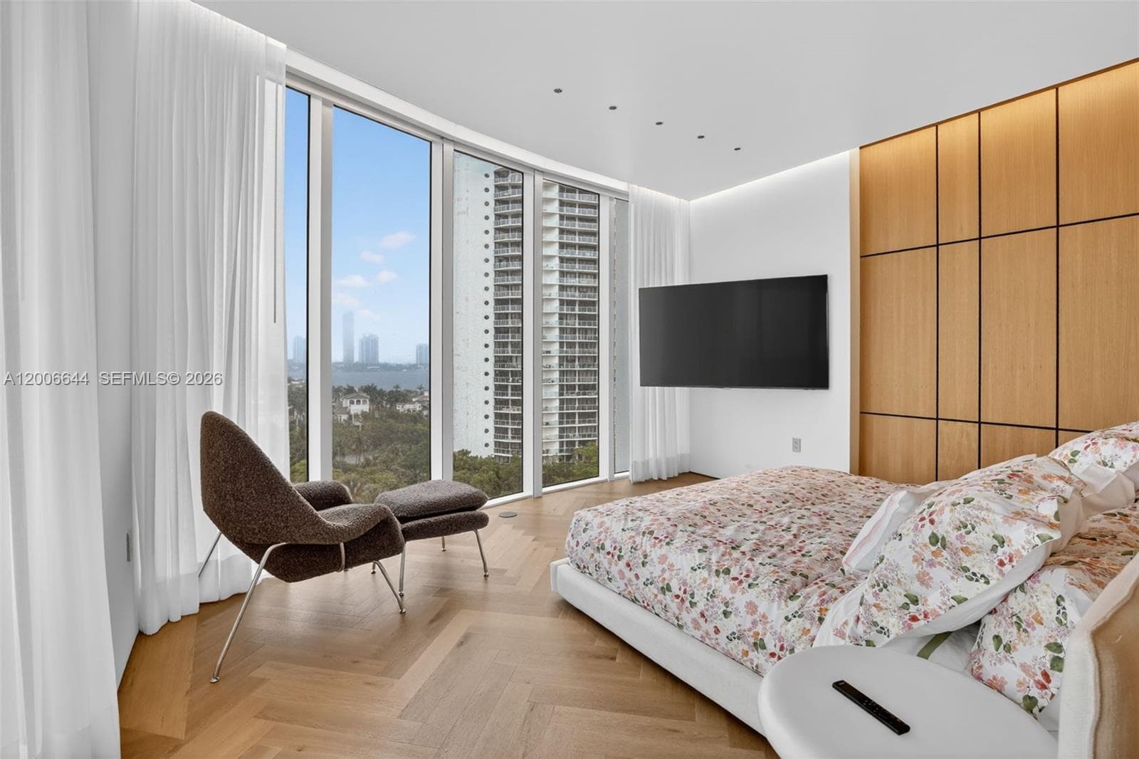 4100 Island Blvd # 904, Aventura FL 33160 — 29