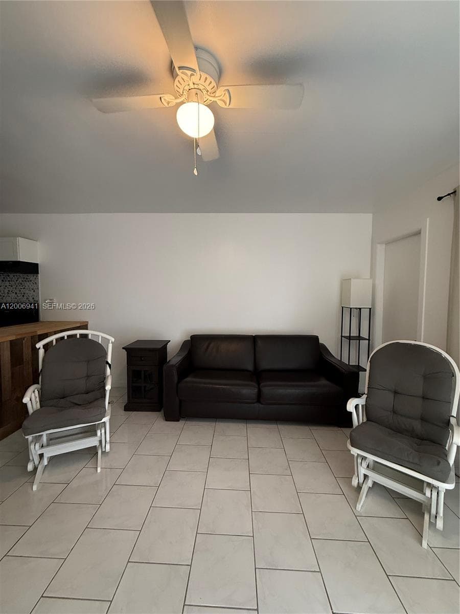 15610 NE 6th Ave # 10D, Miami FL 33162 — 7