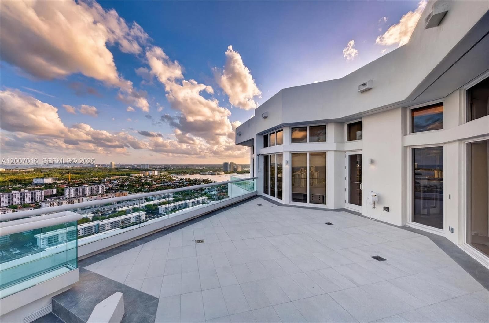 2600 Island Blvd # 1, Aventura FL 33160 — 59