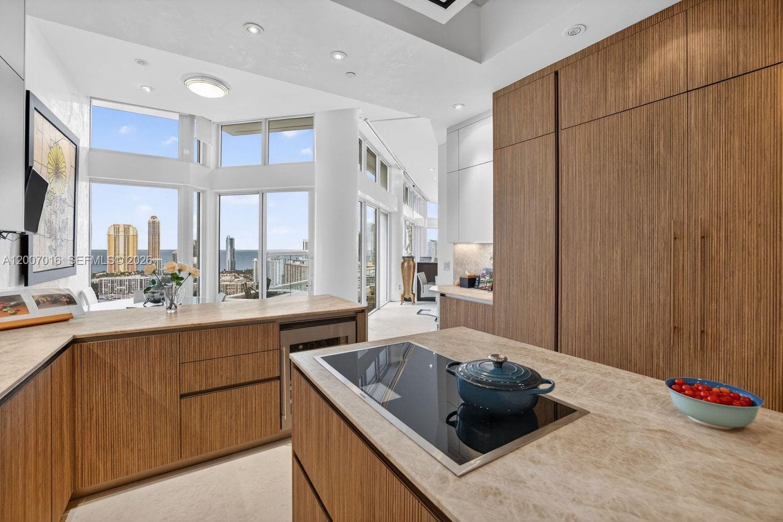 2600 Island Blvd # 1, Aventura FL 33160 — 21