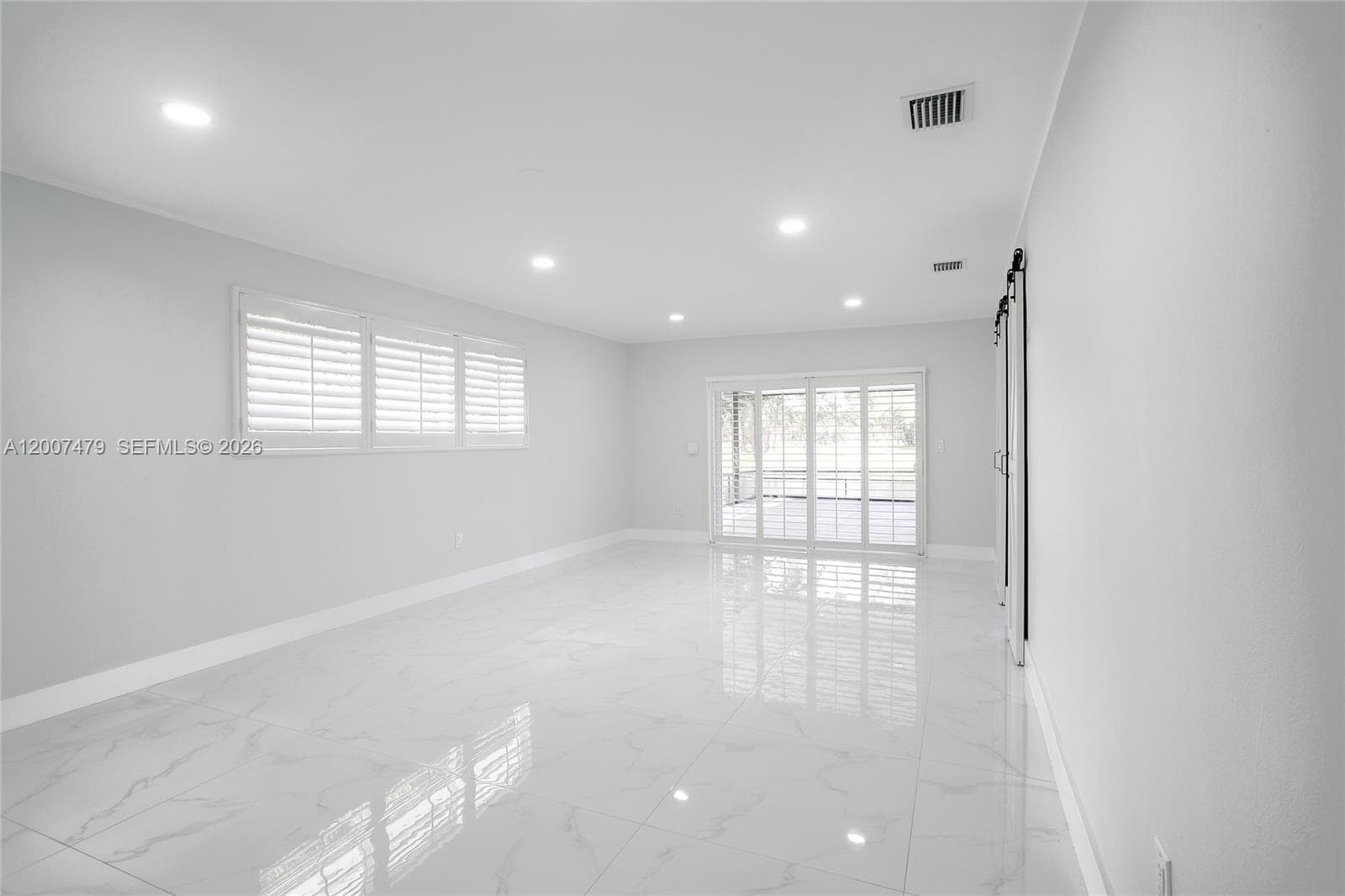 19150 S Saint Andrews Dr, Hialeah FL 33015 — 12