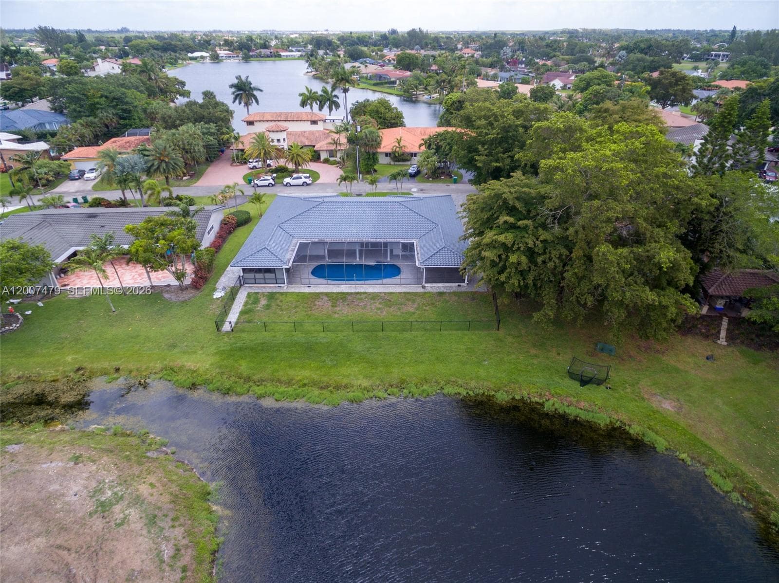 19150 S Saint Andrews Dr, Hialeah FL 33015 — 24
