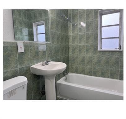 16201 NW 27th Avenue NW # 16201, Opa-Locka FL 33054 — 10