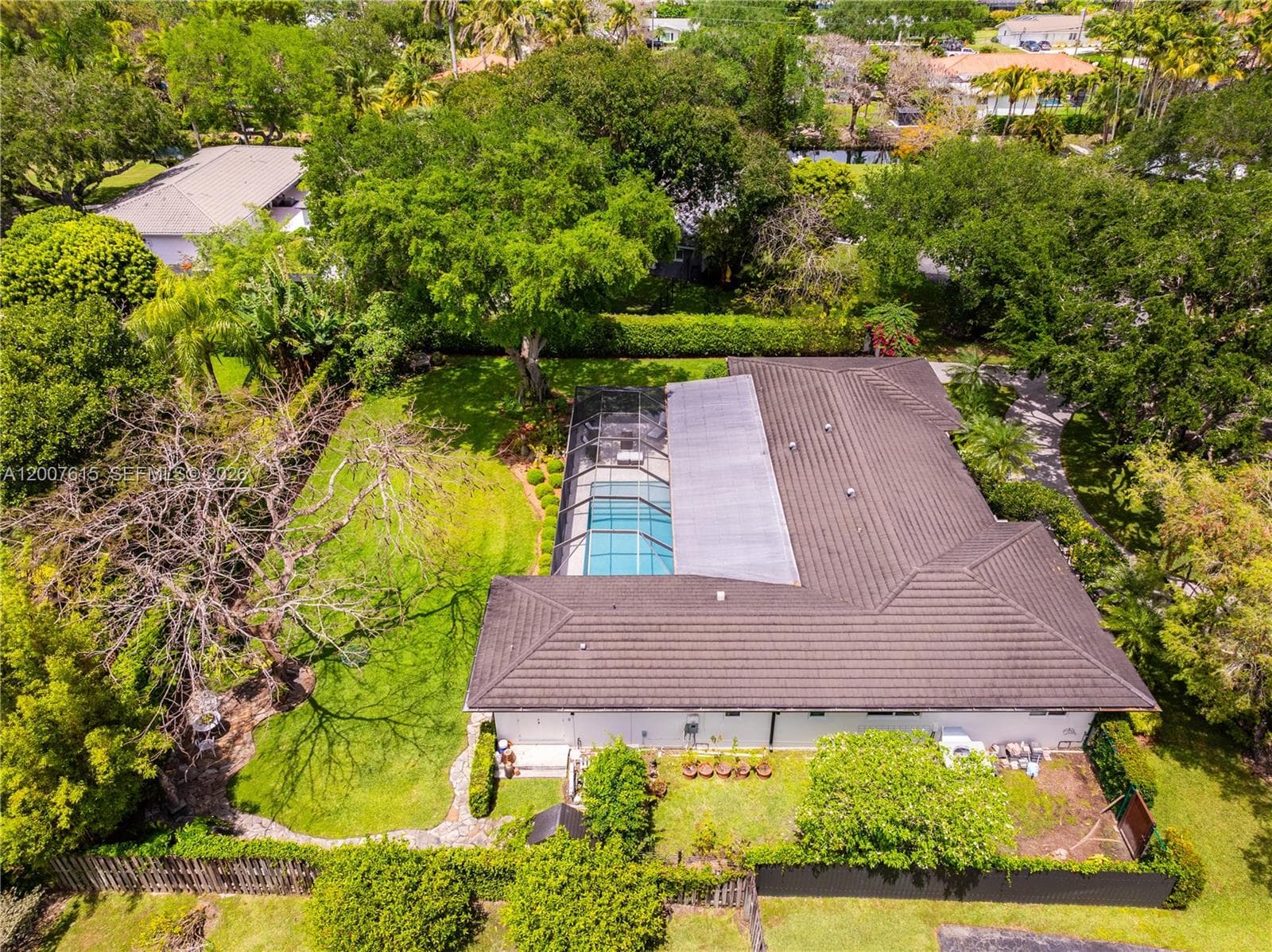 16032 SW 74th Pl, Palmetto Bay FL 33157 — 34