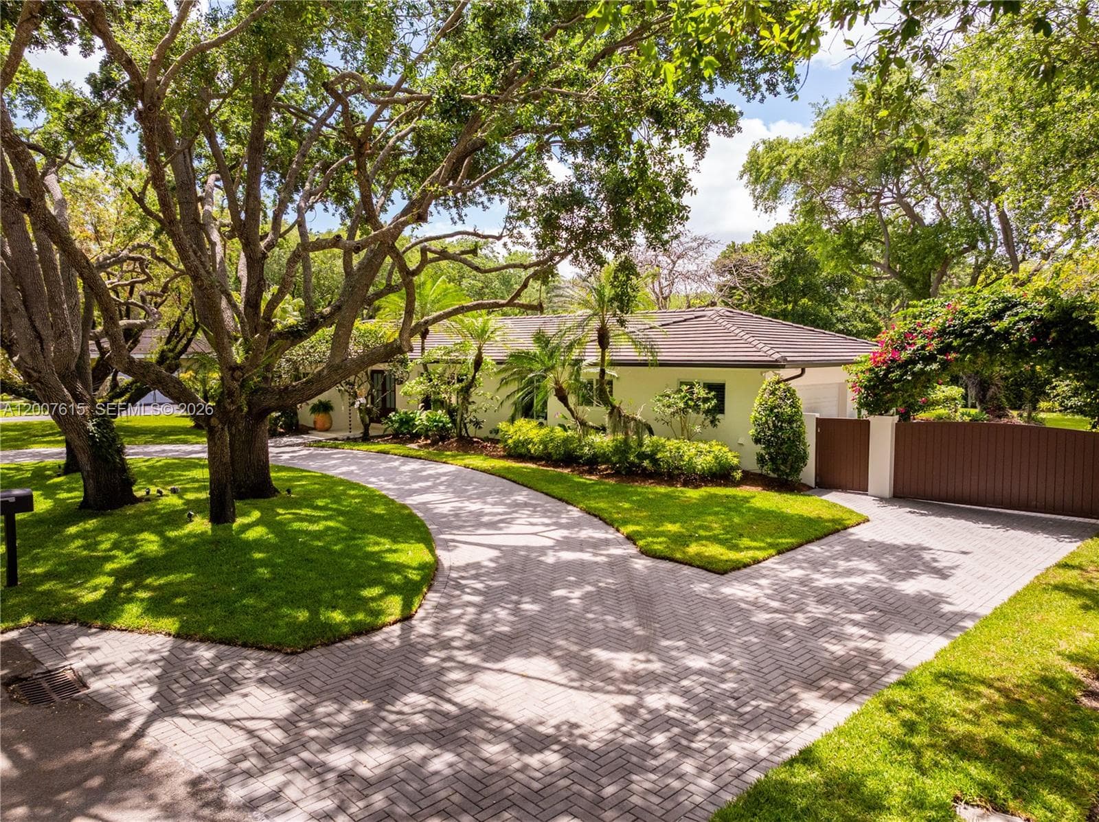 16032 SW 74th Pl, Palmetto Bay FL 33157 — 33
