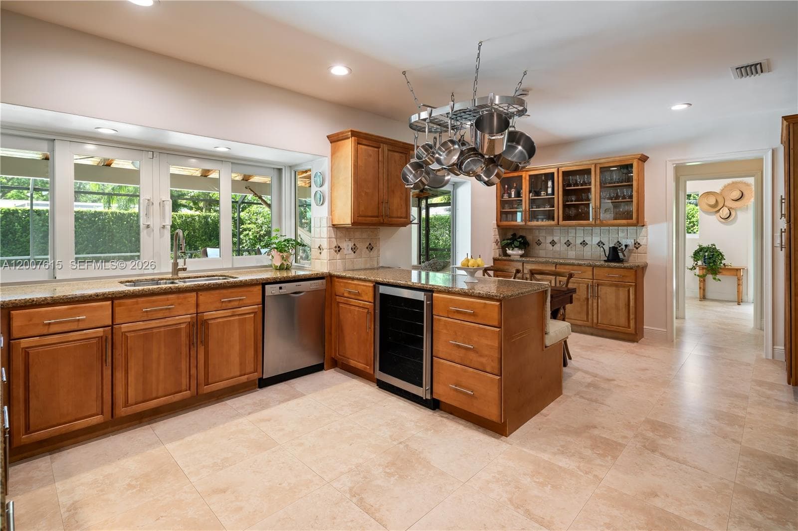 16032 SW 74th Pl, Palmetto Bay FL 33157 — 18