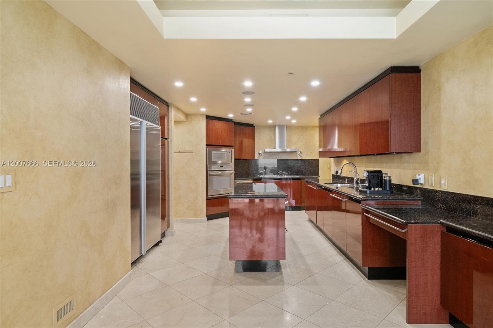 9999 Collins Ave # 6G, Bal Harbour FL 33154 — 17