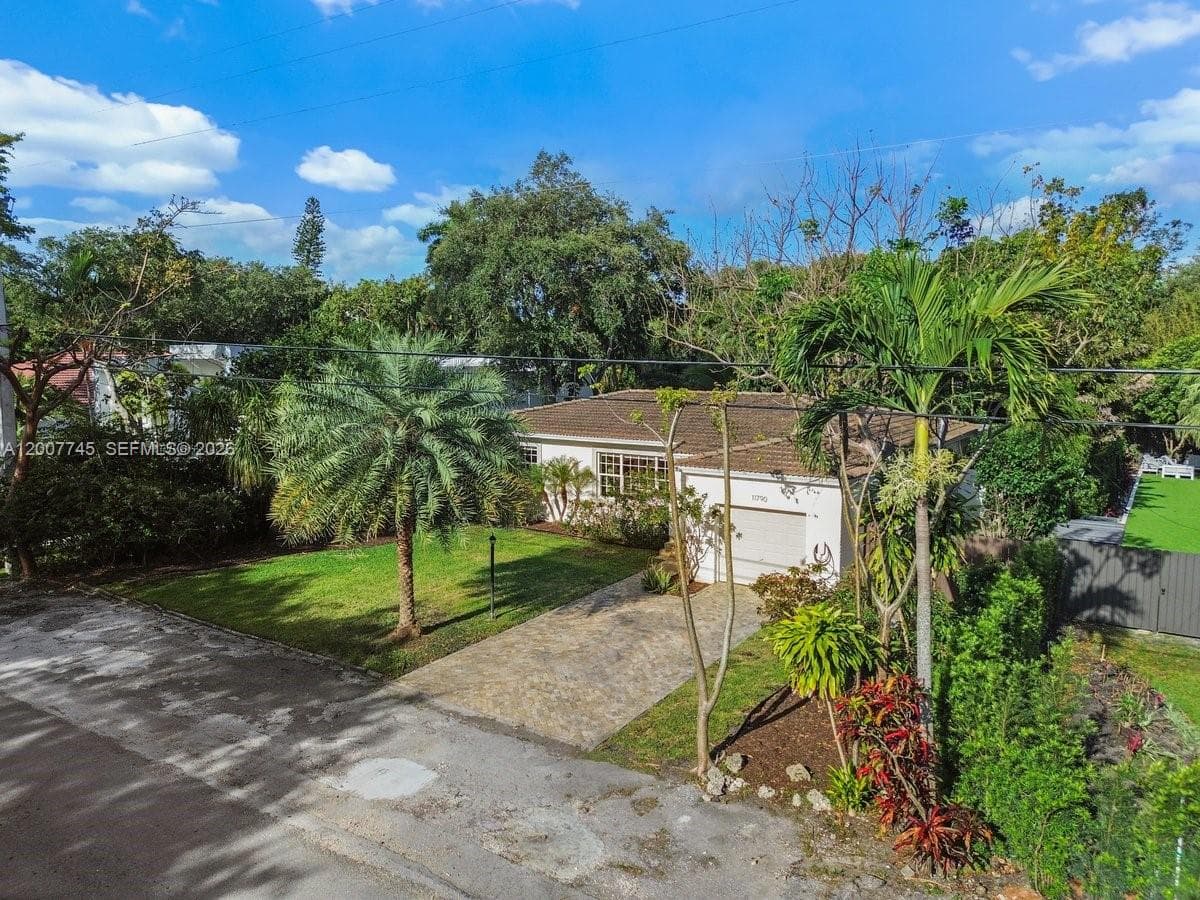 11790 NE 8th Ave, Biscayne Park FL 33161 — 34
