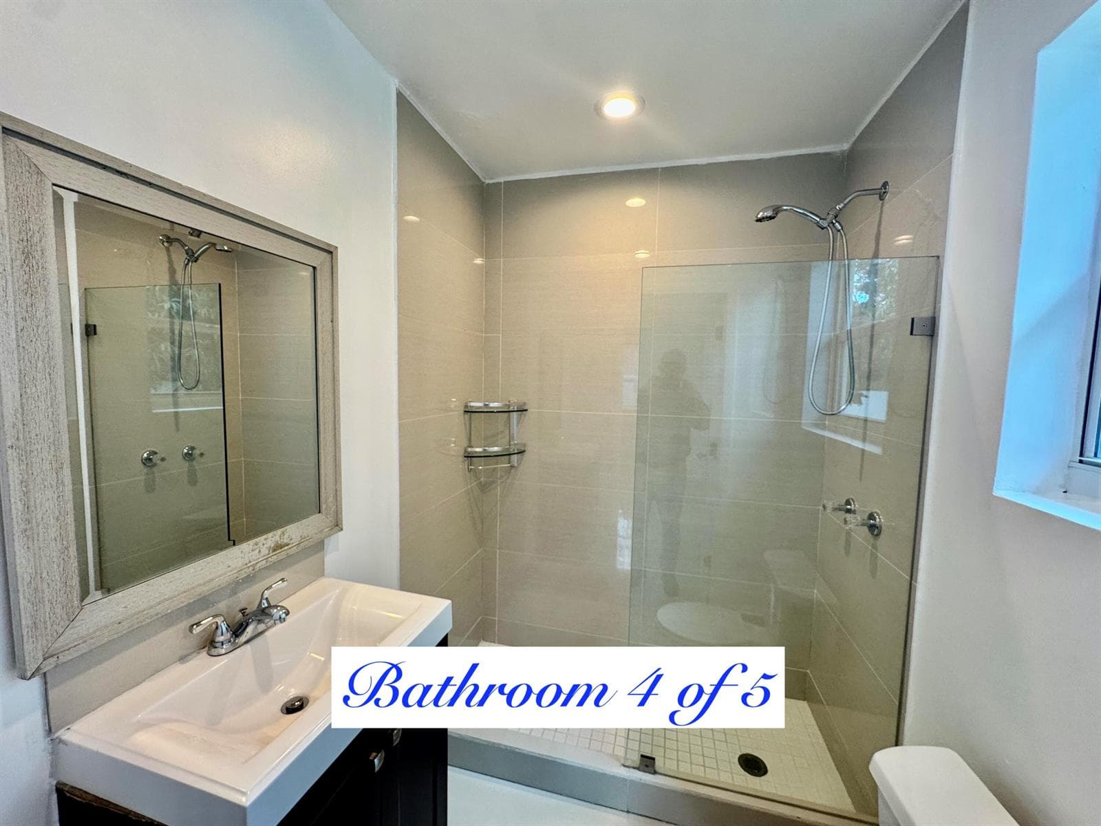 88 NE 154th Street, North Miami Beach FL 33162 — 29