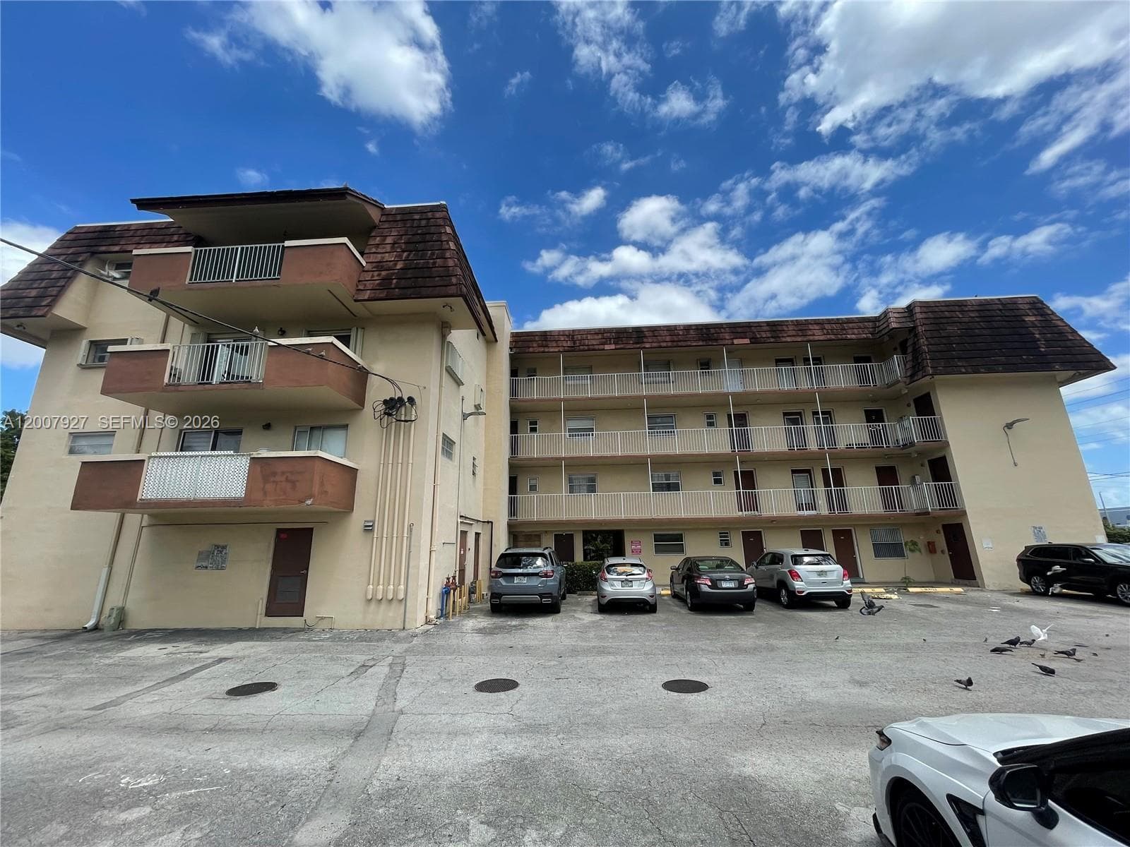 680 Miller Dr # W401, Miami Springs FL 33166 — 2